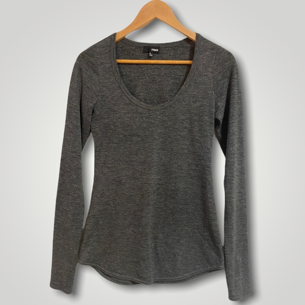 Wilfred Free Grey Long Sleeved Scoop Neck Shirt
